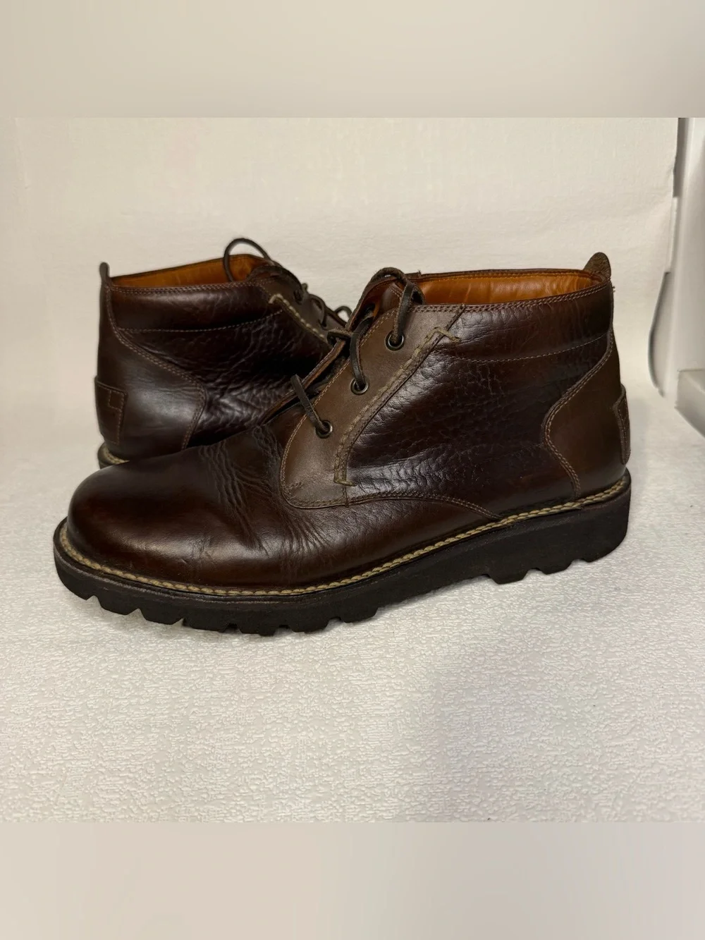 H.S. Trask Men’s 11 Brown Genuine Bison Leather Chukka Boots Vibram 1178